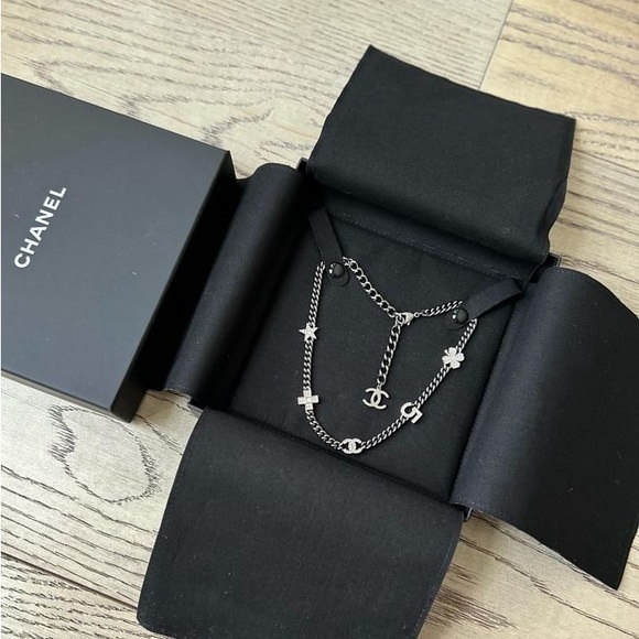 Sold - Chanel Lucky Charm Short Necklace in Shiny Ruthenium, Crystals - Picture 3 of 5